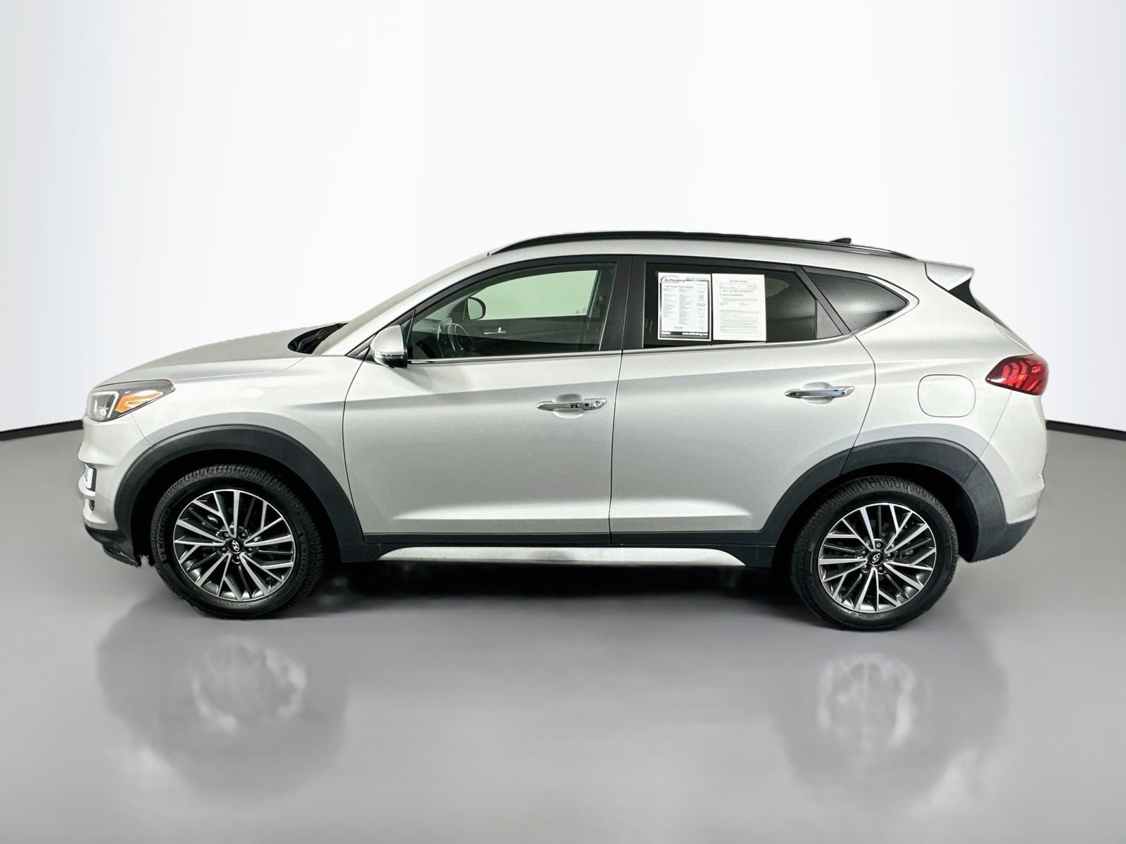 Used 2020 Hyundai Tucson Ultimate w/ Cargo Package AWD/4WD image 4