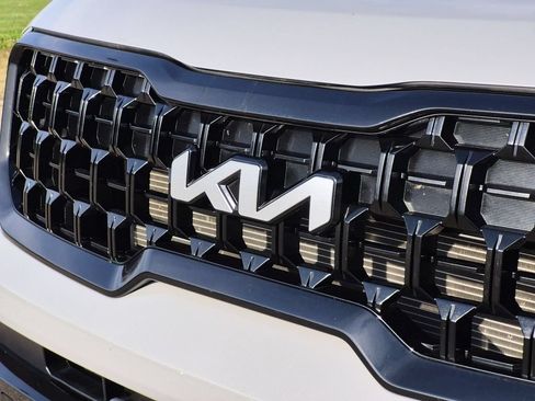 Used 2024 Kia Telluride EX X-Line AWD/4WD image 10