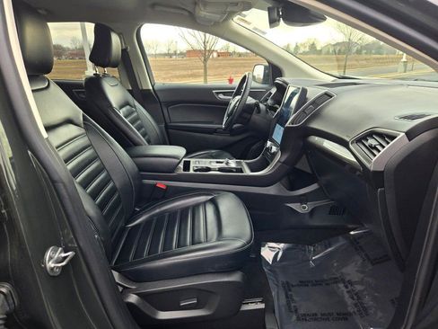 Used 2023 Ford Edge SEL w/ Convenience Package AWD/4WD image 6