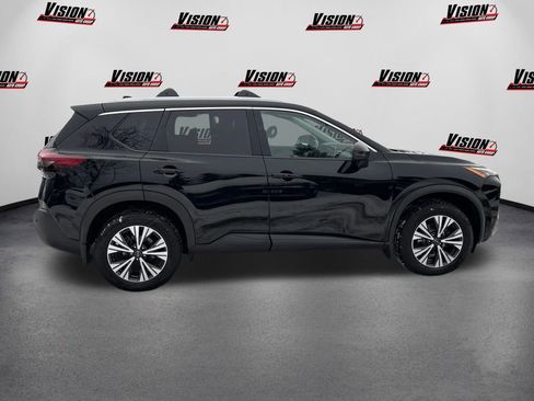 Used 2023 Nissan Rogue SV w/ SV Premium Package image 4
