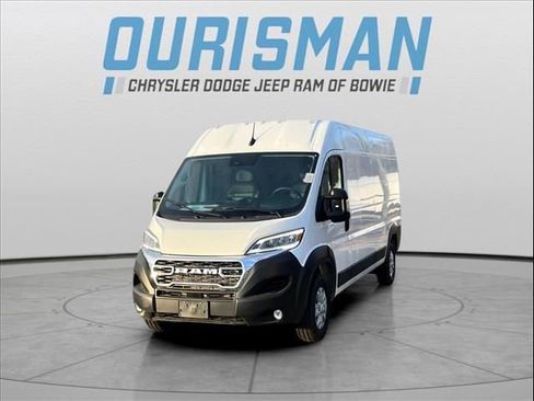 New 2025 RAM ProMaster 3500 w/ Quick Order Package 22G SLT image 7