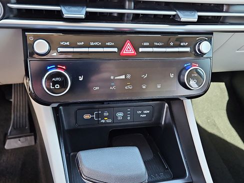 Used 2025 Hyundai Tucson SEL image 14