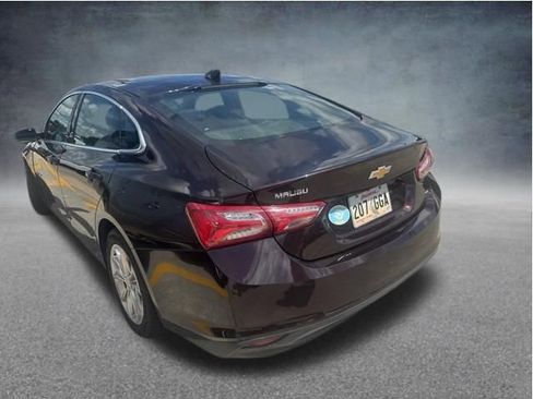 Used 2021 Chevrolet Malibu LT FWD image 5