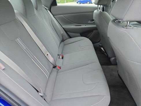 Used 2024 Hyundai Elantra SEL FWD image 20