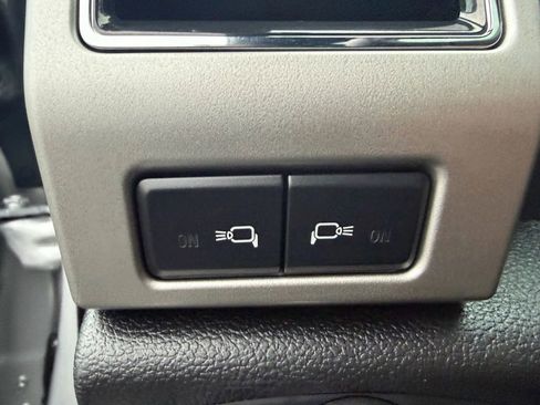 Used 2018 Ford F150 Lariat w/ Equipment Group 502A Luxury image 13