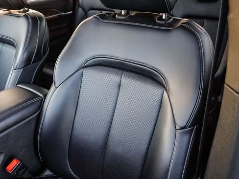 Certified 2024 Jeep Grand Cherokee L Limited w/ Luxury Tech Group II image 31