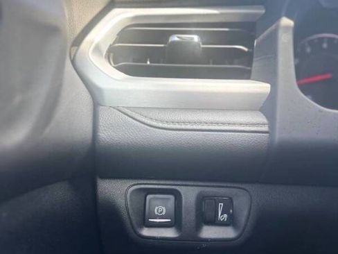 Used 2019 GMC Acadia SLT image 15