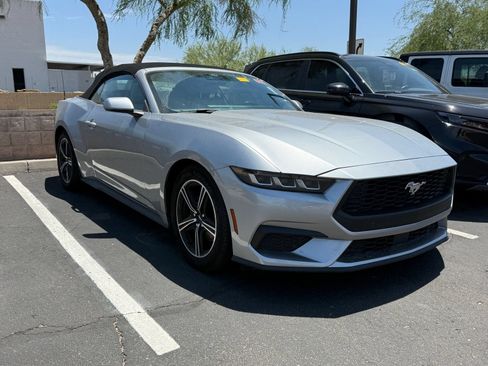 Used 2024 Ford Mustang Premium RWD image 5