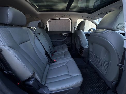 Used 2025 Audi Q7 3.0T Premium Plus image 36