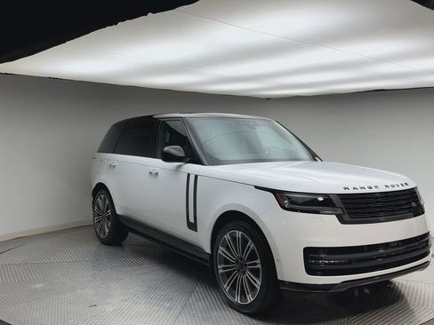 New 2026 Land Rover Range Rover Long Wheelbase Autobiography AWD/4WD image 8