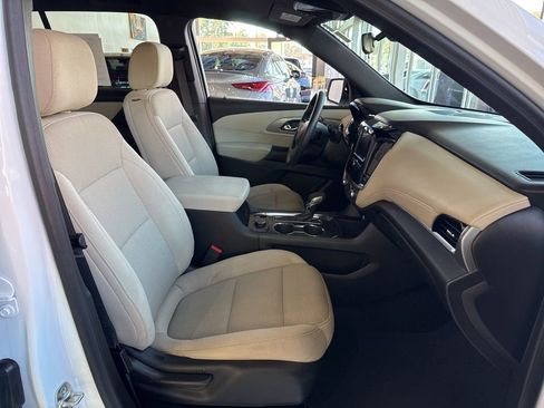 Used 2023 Chevrolet Traverse LS w/ Midnight/Sport Edition image 9