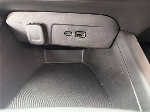 Used 2024 Chevrolet Trax LS FWD image 17