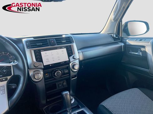 Used 2022 Toyota 4Runner SR5 image 30