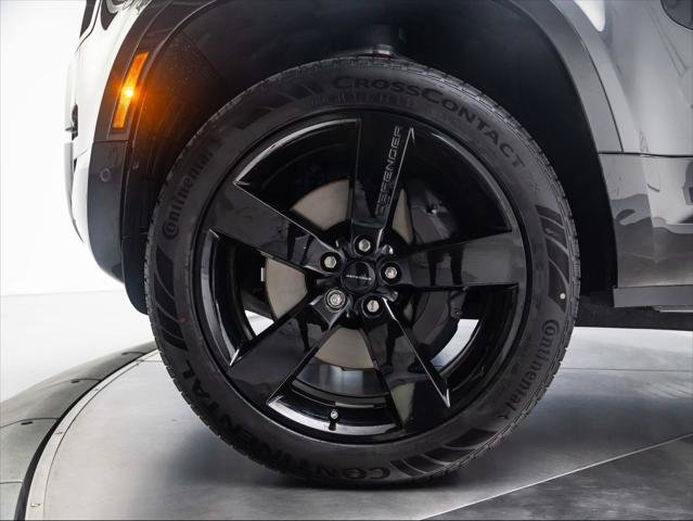 New 2026 Land Rover Defender 110 X-Dynamic SE AWD/4WD image 12