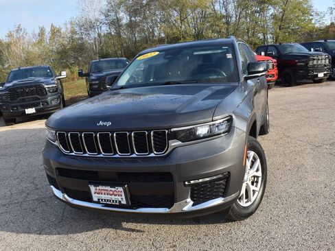 Used 2022 Jeep Grand Cherokee L Limited image 12