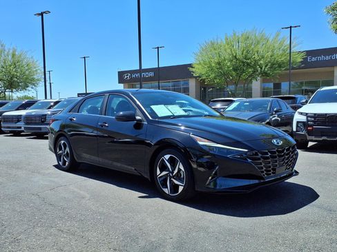 Certified 2023 Hyundai Elantra Limited FWD image 8