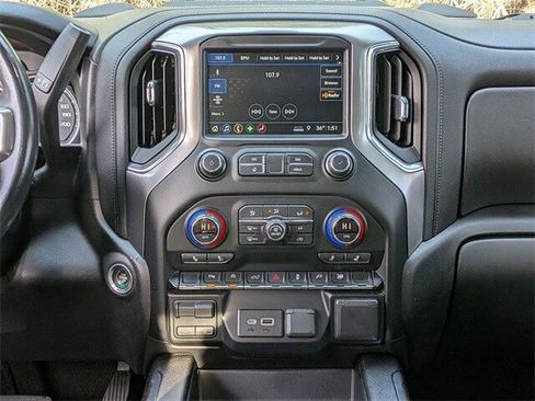 Used 2019 Chevrolet Silverado 1500 RST image 32