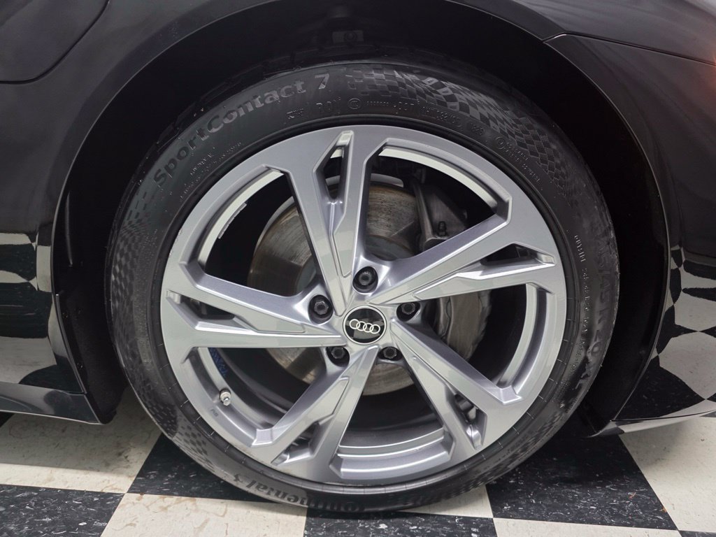 Used 2022 Audi e-tron GT Premium Plus AWD/4WD image 22