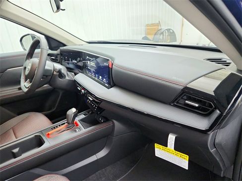 New 2026 Nissan Kicks SR image 33