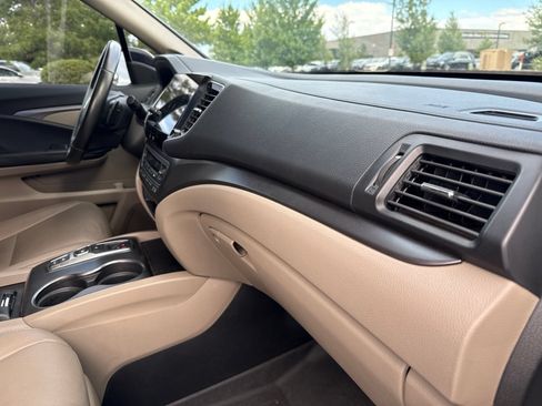 Used 2021 Honda Pilot EX-L image 32