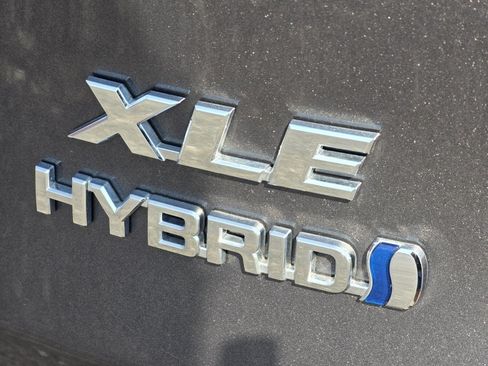 Certified 2023 Toyota RAV4 XLE w/ XLE Grade Weather Package AWD/4WD image 19