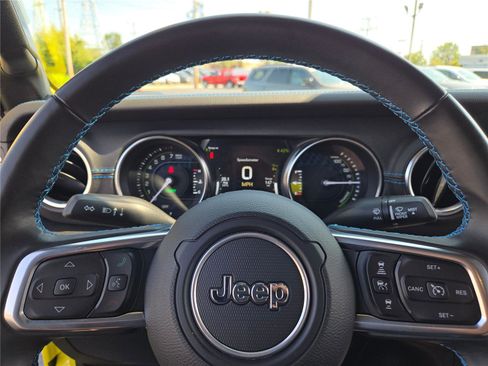 Used 2022 Jeep Wrangler Unlimited Rubicon 4xe w/ Safety Group image 34