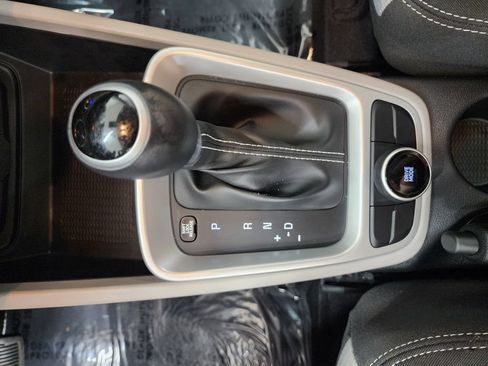 Used 2022 Hyundai Venue SEL w/ Cargo Package FWD image 20