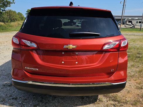 Used 2020 Chevrolet Equinox LT FWD image 5