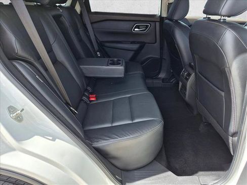 Used 2021 Nissan Rogue SL w/ Premium Package AWD/4WD image 22
