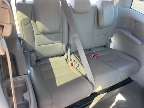 Used 2014 Honda Odyssey EX-L image 14