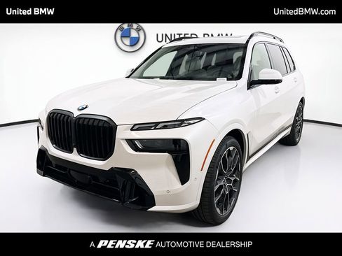 New 2026 BMW X7 xDrive40i w/ M Sport Package AWD/4WD image 1