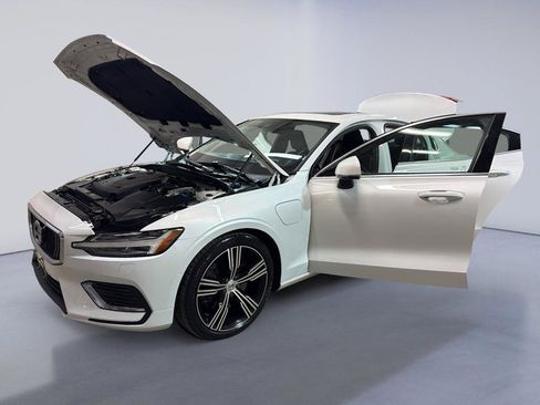 Used 2019 Volvo S60 T8 Inscription AWD/4WD image 10