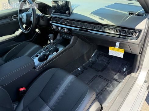 Used 2026 Honda Civic Sport image 28