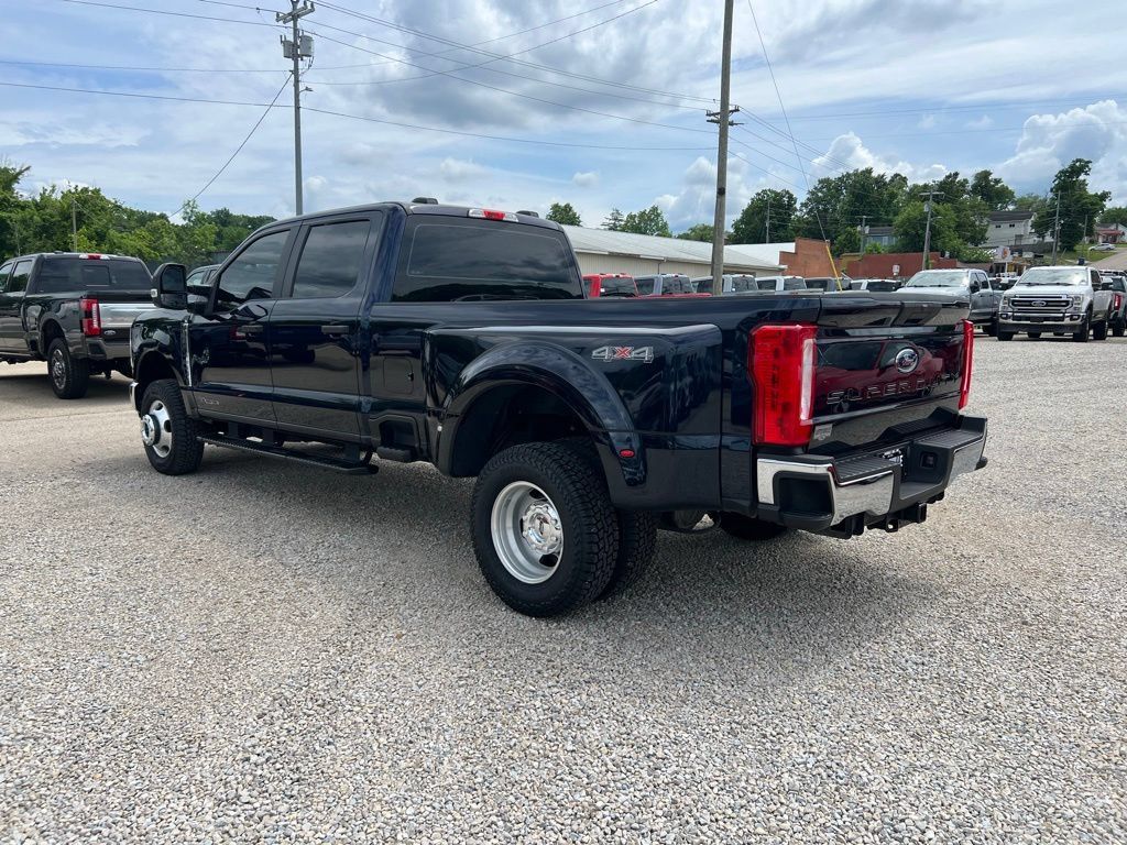 Used 2024 Ford F350 XL AWD/4WD image 6