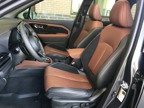 Certified 2025 Subaru Forester Touring w/ Popular Package - Touring AWD/4WD image 6