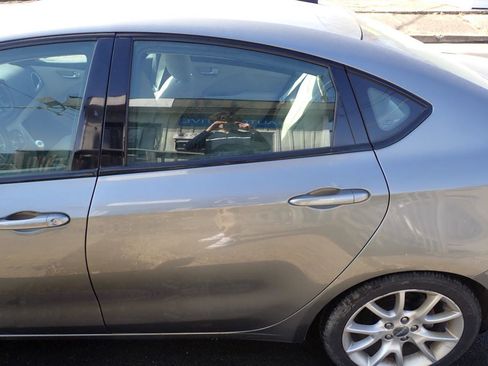 Used 2013 Dodge Dart SXT w/ Popular Equipment Group image 19