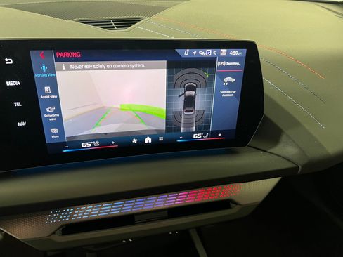 Used 2025 BMW M235i xDrive w/ Premium Package image 28