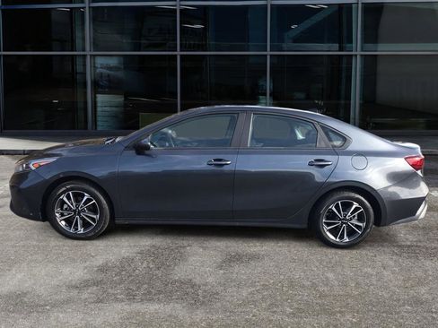 Used 2024 Kia Forte LXS image 8