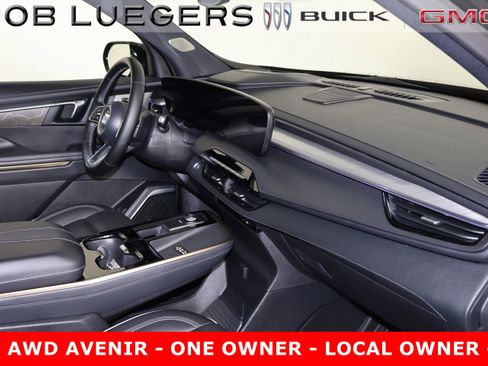 Certified 2025 Buick Enclave Avenir image 20