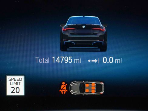 Certified 2023 BMW i4 eDrive35 w/ Premium Package image 20