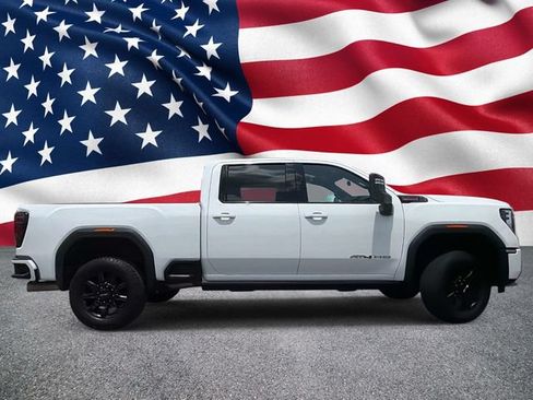 Used 2024 GMC Sierra 2500 AT4 w/ AT4 Premium Plus Package AWD/4WD image 9