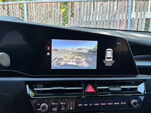 Used 2025 Kia Niro Wind FWD image 7