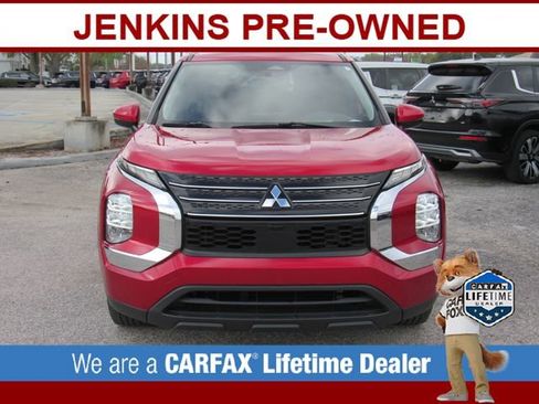 Used 2022 Mitsubishi Outlander ES image 8