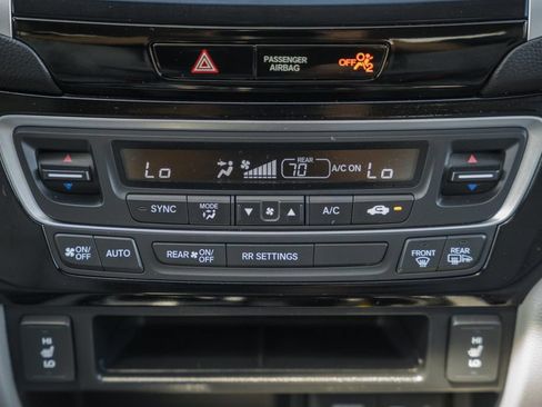 Used 2017 Honda Ridgeline RTL-E image 24