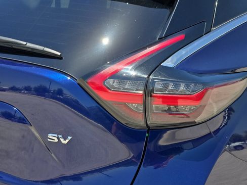 Used 2023 Nissan Murano SV FWD image 24
