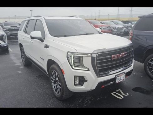 Used 2023 GMC Yukon AT4 w/ AT4 Premium Package AWD/4WD image 2
