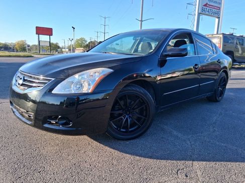 Used 2012 Nissan Altima 2.5 S FWD image 1