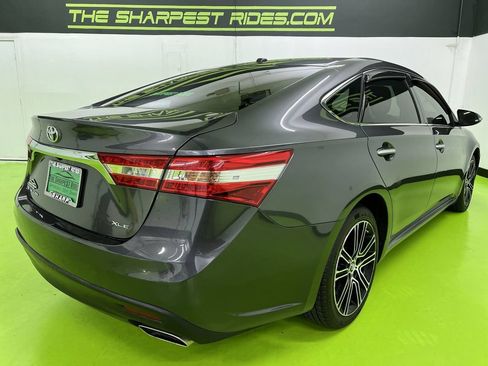 Used 2015 Toyota Avalon XLE Touring FWD image 10