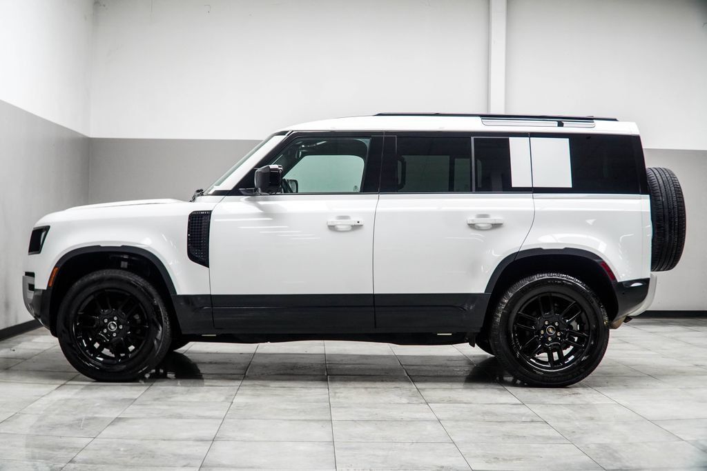 Used 2025 Land Rover Defender 110 S AWD/4WD image 12