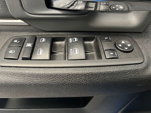 Used 2024 RAM 1500 Classic SLT image 12